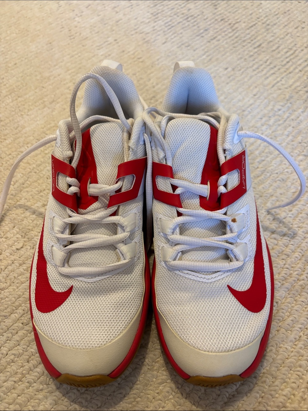 Nike Kids White and Red Low-Top Sneakers